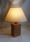 Lámpara de mesa vintage con pie de madera de fresno claro con malla de cesta y paraguas de papel beige, años 70, Imagen 5