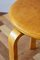 Taburete Pascoe apilable E60 de madera curvada de abedul de Alvar Aalto para Artek, años 60, Imagen 4