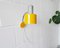 Lámpara de pared amarilla con placa de cromo, años 60, Imagen 5