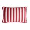 Housse de Coussin d'Extérieur Happy Rayée Rouge et Blanche avec Passepoil de Lo Decor 1