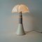 Lámpara de mesa Pipistrello grande de Gae Aulenti para Martinelli Luce, años 70, Imagen 18