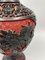 Vaso della metà del XX secolo in lacca cinabro e ottone rosso e nero, Cina, Immagine 6