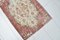 Handgefertigter türkischer Teppich aus verblasster Wolle 4