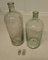 Botellas de veneno de farmacia grandes de vidrio transparente, siglo XIX, Unkns. Juego de 2, Imagen 7