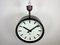 Reloj de fábrica industrial grande de baquelita de doble cara de Pragotron, años 50, Imagen 7