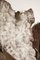 Scultura a forma di foglia gigante in lana infeltrita tinta naturalmente di Inês Schertel, Immagine 3
