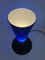 Lámpara de mesa posmoderna de vidrio azul, 1980, Imagen 6