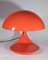 Lámpara de mesa Cobra en rojo de Elio Martinelli, Italia, 1960, Imagen 5