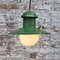 Lampe à Suspension Industrielle Vintage en Émail Vert et Verre Opalin 6
