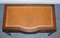Edwardianischer Sheraton Schreibtisch aus braunem Leder von Maple & Co., 1900er 9