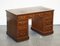 Edwardianischer Schreibtisch mit Gestell aus braunem geprägtem Leder von Maple & Co. 2