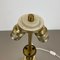 Lámpara de mesa trípode Bauhaus Hollywood Regency de latón, Austria, años 60, Imagen 8