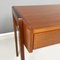 Deutscher Mid-Century Schreibtisch aus Holz mit Schubladen & Messingdetails, 1960er 7