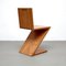 Chaise Zig Zag par Gerrit Thomas Rietveld pour Cassina 5