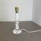 Lámpara de mesa Hollywood Regency vintage de ónix blanco con base de mármol, años 70, Imagen 5