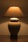Lámpara de mesa de cerámica con formas clásicas, Imagen 7