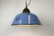 Lámpara colgante industrial de hierro fundido y esmalte azul, años 60, Imagen 10