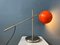 Lámpara de escritorio con forma de globo ocular era espacial en rojo al estilo de Gepo, años 70, Imagen 2