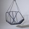 Nuova poltrona a dondolo sospesa Angle7 di Studio Stirling, Immagine 9