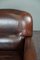 Spacious and Well-Fitting Leather Armchair 7