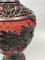 Vaso della metà del XX secolo laccato Cinabro in ottone rosso e nero, Cina, Immagine 6