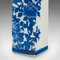 Jarrón de tallo chino con mangas decorativas de flores en azul y blanco, años 70, Imagen 10