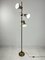 Lámpara de pie de tres luces de latón y aluminio, Italia, años 70, Imagen 3