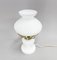 Lámpara de mesa vintage de vidrio opalino y latón, años 70, Imagen 7