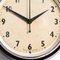 Petite Horloge d'Usine en Bakélite par Smiths English Clock Systems 7