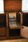 Mueble bar de roble de principios del siglo XX con puertas, bandeja, estantes internos y cajones, Imagen 5