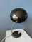 Lámpara de escritorio Bauhaus pequeña de metal negro, años 70, Imagen 1