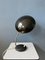 Lámpara de escritorio Bauhaus pequeña de metal negro, años 70, Imagen 3