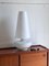 Lámpara de mesa vintage de plástico blanco, años 60, Imagen 10