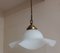Lampada da soffitto con montatura in ottone e paralume in vetro bianco ondulato, Germania, inizio XX secolo, Immagine 3