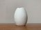 Vase Mid-Century en Porcelaine Blanche par M.Frey pour Kaiser, Allemagne, 1960s 2