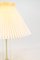 Lampada da tavolo nr. 303b in ottone di Aage Petersen per Le Klint, anni '60, Immagine 3