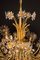 Lámpara de araña grande con flores de cristal y latón dorado atribuida a Palwa, Alemania, años 70, Imagen 14