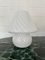 Lámpara de mesa en forma de hongo en forma de espiral grande de cristal de Murano blanco, años 70, Imagen 7