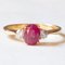 Trilogy Ring aus 18 Karat Gelbgold mit synthetischem Rubin und Diamanten im Brillantschliff, 1980er 1