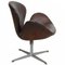 Sedia Swan in pelle marrone patinata di Arne Jacobsen per Fritz Hansen, anni '70, Immagine 2