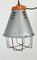 Lampada industriale grigia con gabbia in alluminio, anni '70, Immagine 6