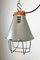 Lampada industriale grigia con gabbia in alluminio, anni '70, Immagine 9