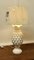 Lámpara de mesa en forma de piña bulbosa grande de mármol blanco, años 60, Imagen 12