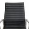 Silla de oficina EA-119 de cuero negro de Charles Eames para Herman Miller, Imagen 6