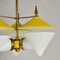 Lámpara de araña italiana de tres brazos de metal amarillo con conos de vidrio opalino, años 50, Imagen 16