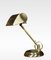 Lámpara de escritorio de banquero de latón, años 20, Imagen 1
