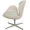 Sedia Swan in pelle bianca di Arne Jacobsen per Fritz Hansen, anni '80, Immagine 4