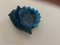 Cenicero de cerámica azul o Vide Poche en forma de concha, Francia, años 60, Imagen 9