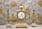 Orologio decorativo in marmo dorato, Francia, set di 3, Immagine 1