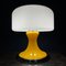 Lámpara de mesa italiana Mid-Century en amarillo, años 70, Imagen 12